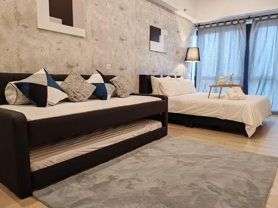 Pavillion Bukit Jalil Walk 2 Mins 2-4 Pax Holiday home *