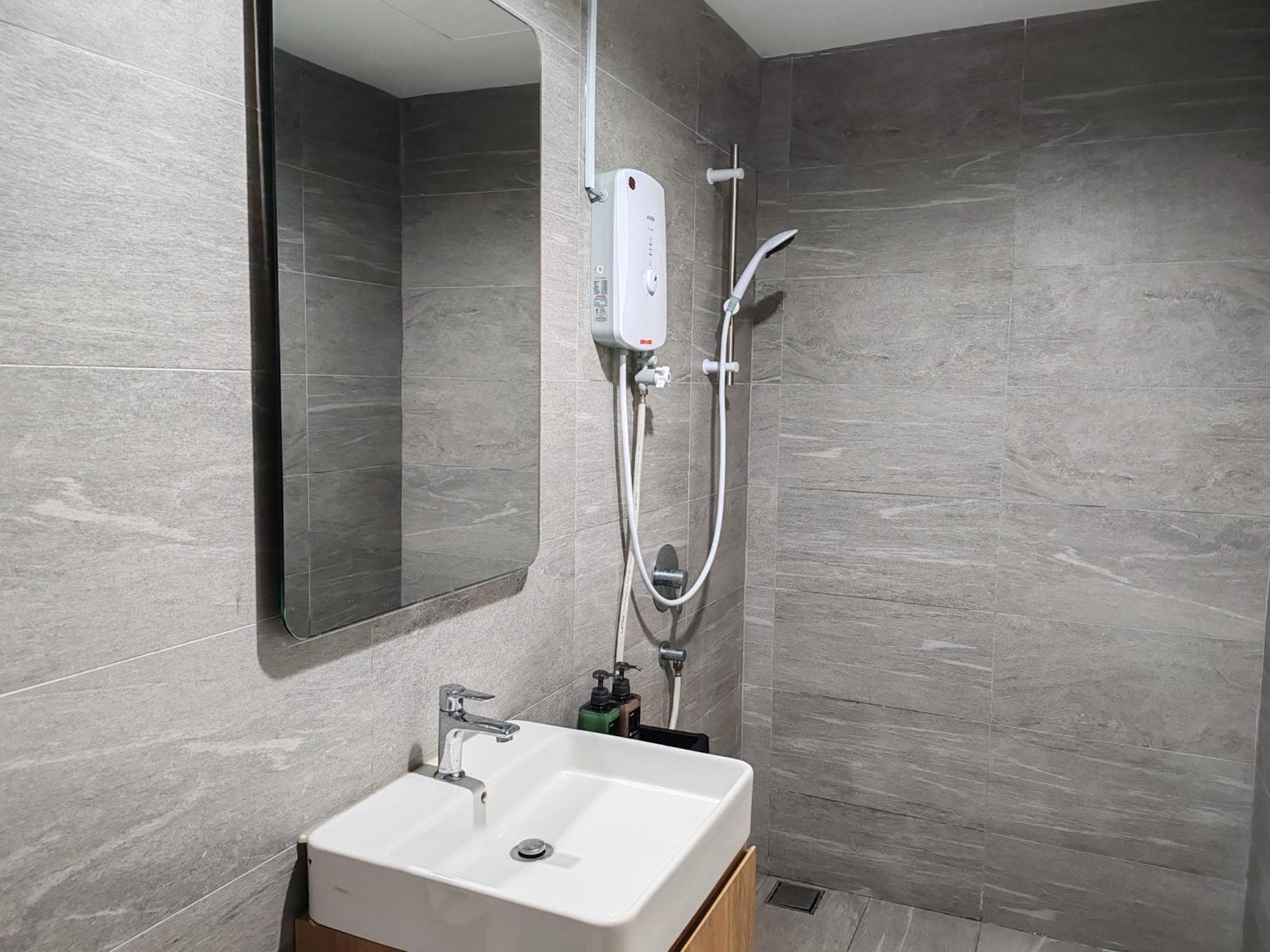 Pavillion Bukit Jalil Walk 2 Mins 2-4 Pax Holiday home